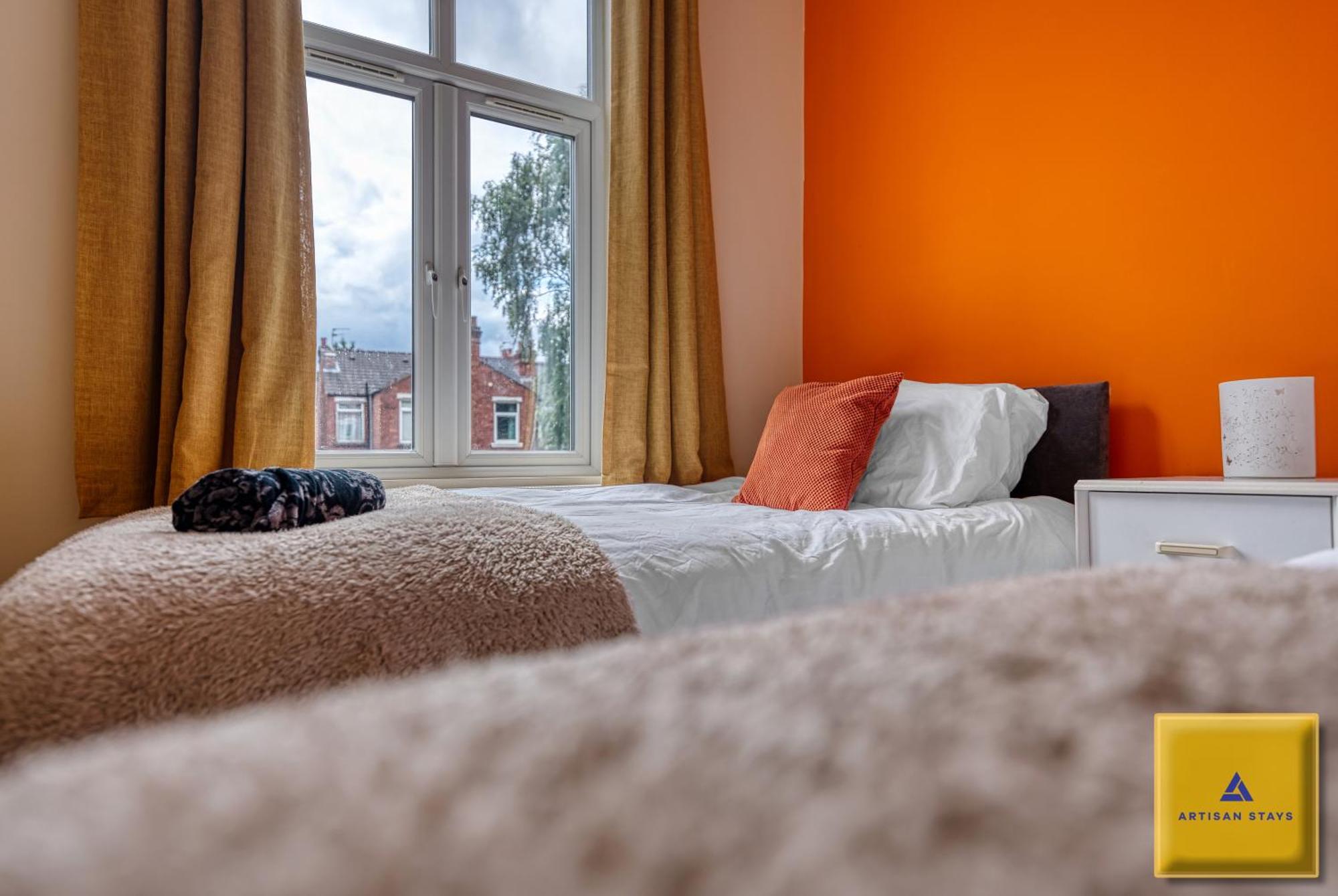 4 Bedroom, 6 Beds, 3 Bathrooms, Near Nec & Birmingham Airport, Business, Contractor And Family Friendly, Free Wi-Fi, Free Parking Coventry Luaran gambar