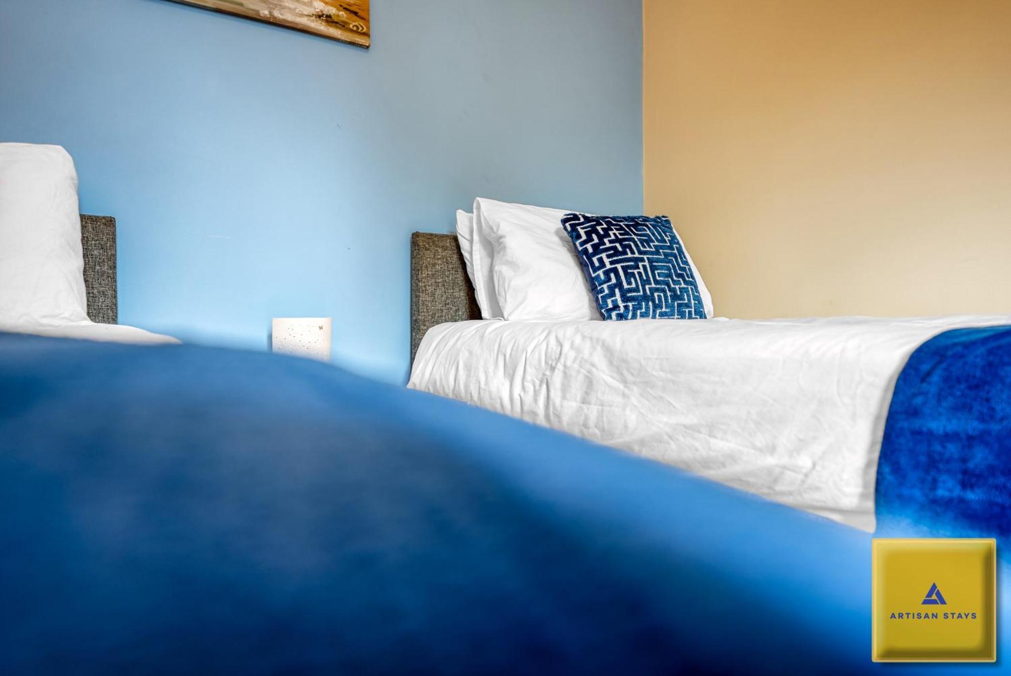 4 Bedroom, 6 Beds, 3 Bathrooms, Near Nec & Birmingham Airport, Business, Contractor And Family Friendly, Free Wi-Fi, Free Parking Coventry Luaran gambar