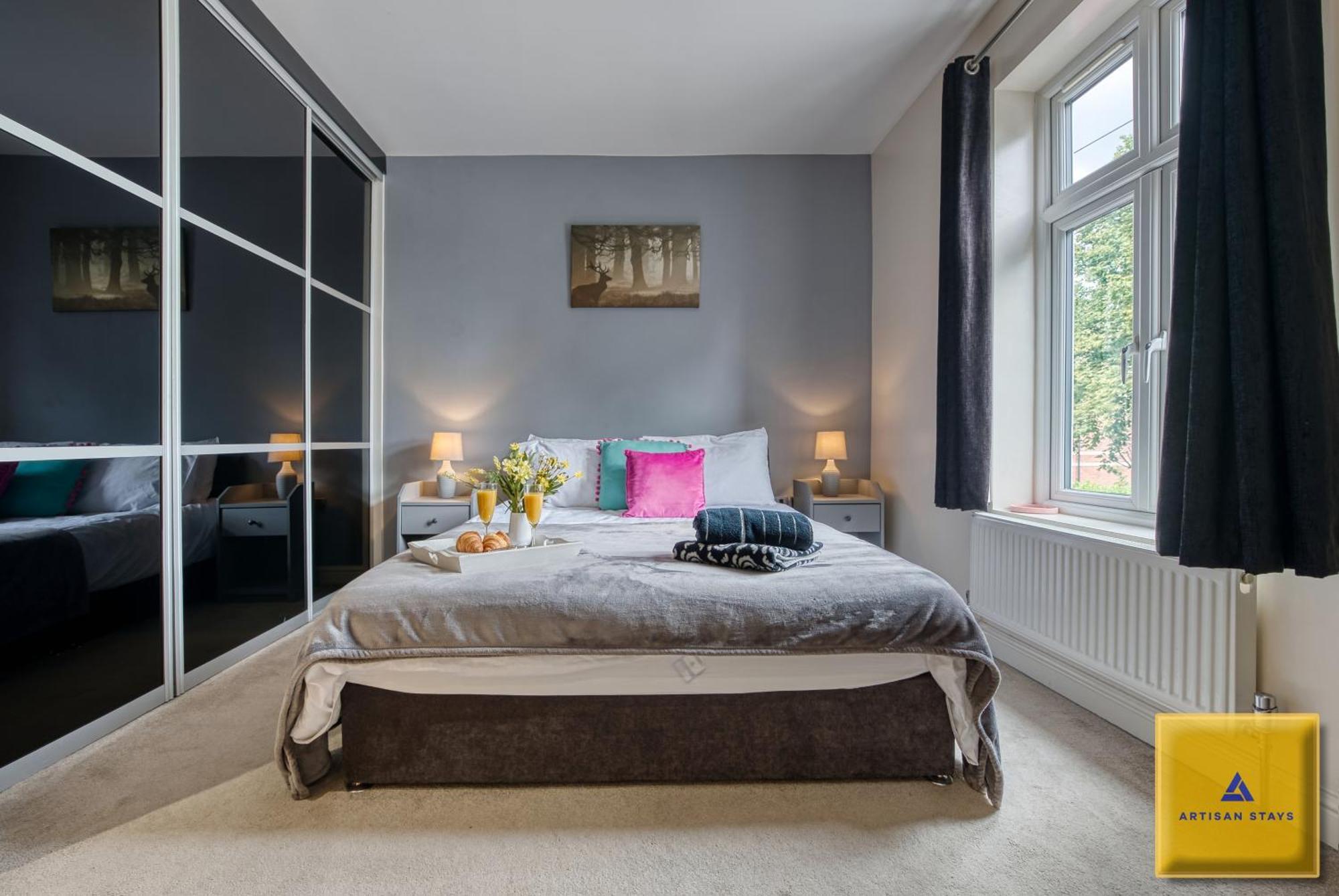 4 Bedroom, 6 Beds, 3 Bathrooms, Near Nec & Birmingham Airport, Business, Contractor And Family Friendly, Free Wi-Fi, Free Parking Coventry Luaran gambar
