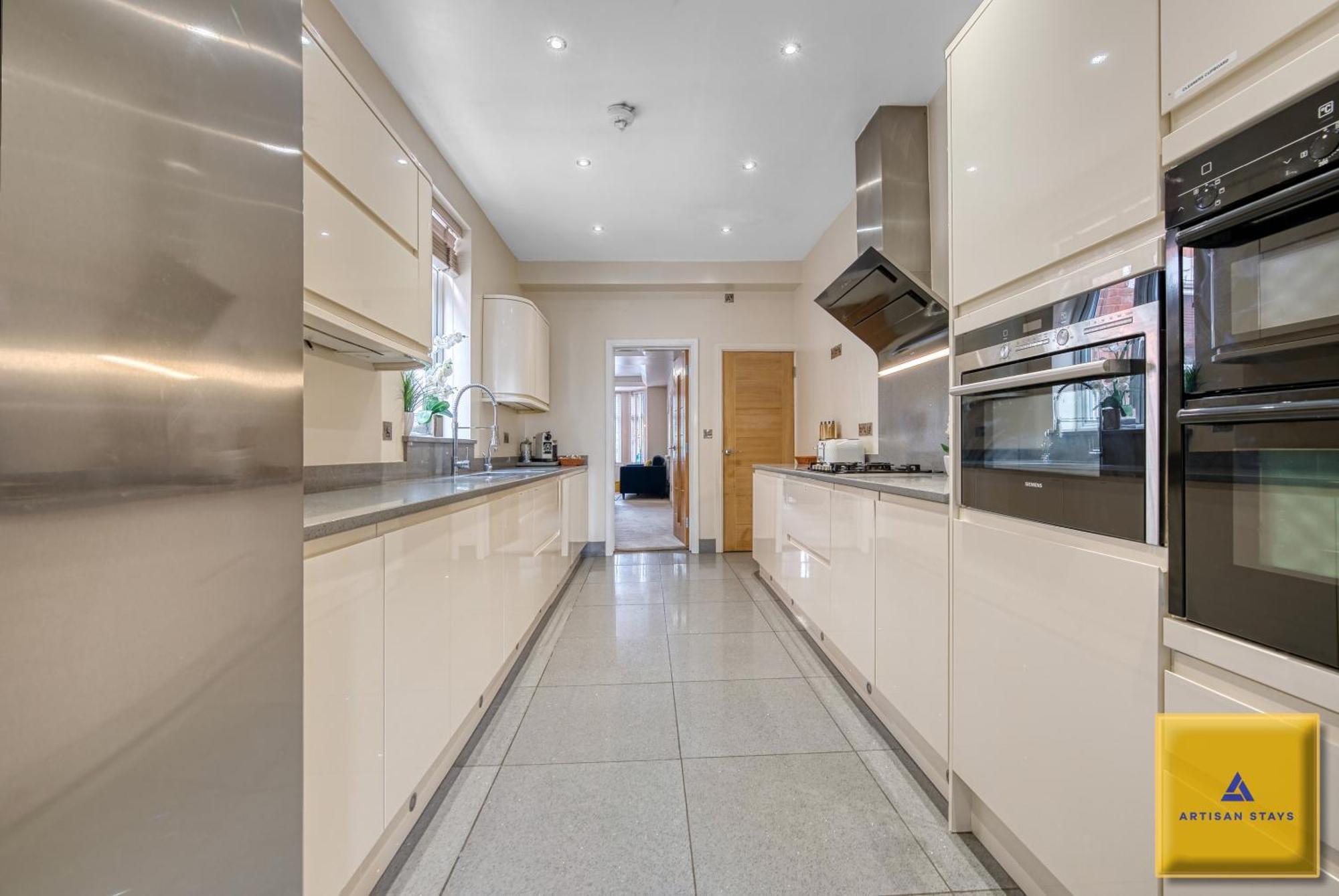 4 Bedroom, 6 Beds, 3 Bathrooms, Near Nec & Birmingham Airport, Business, Contractor And Family Friendly, Free Wi-Fi, Free Parking Coventry Luaran gambar